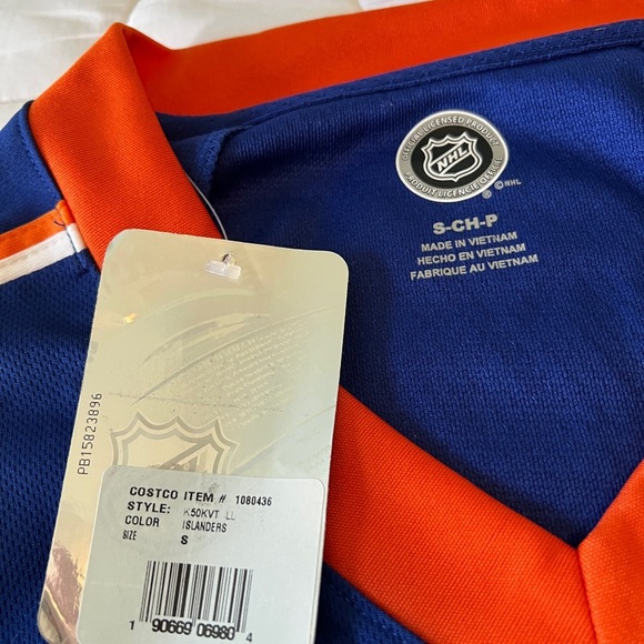 NHL New York Islanders Hockey Team Logo Long Sleeve Youth Jersey - NWT Size S - Picture 8 of 12